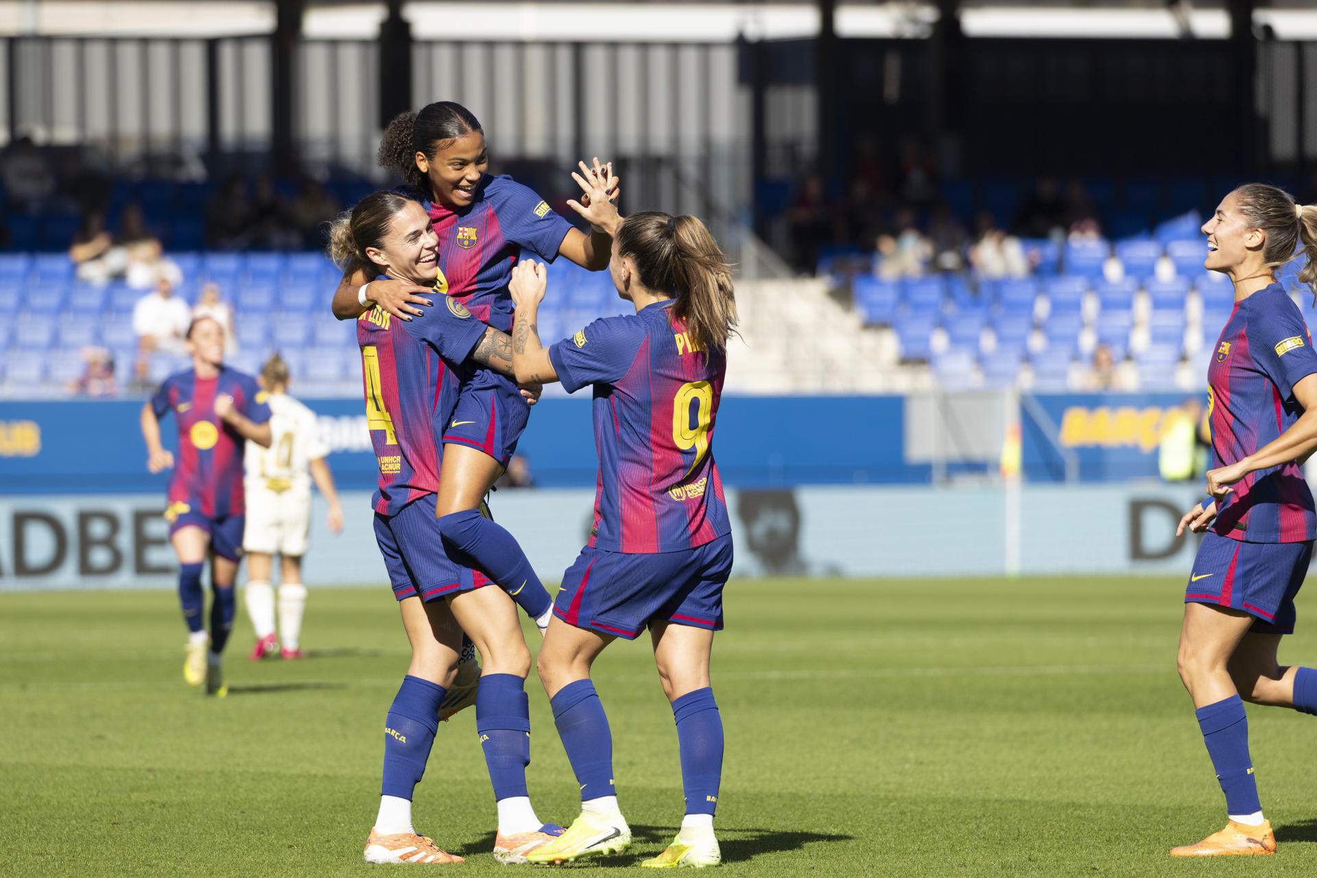 El Barça dissipa els dubtes contra el Deportivo amb una golejada d'escàndol a la Liga F (8-0)
