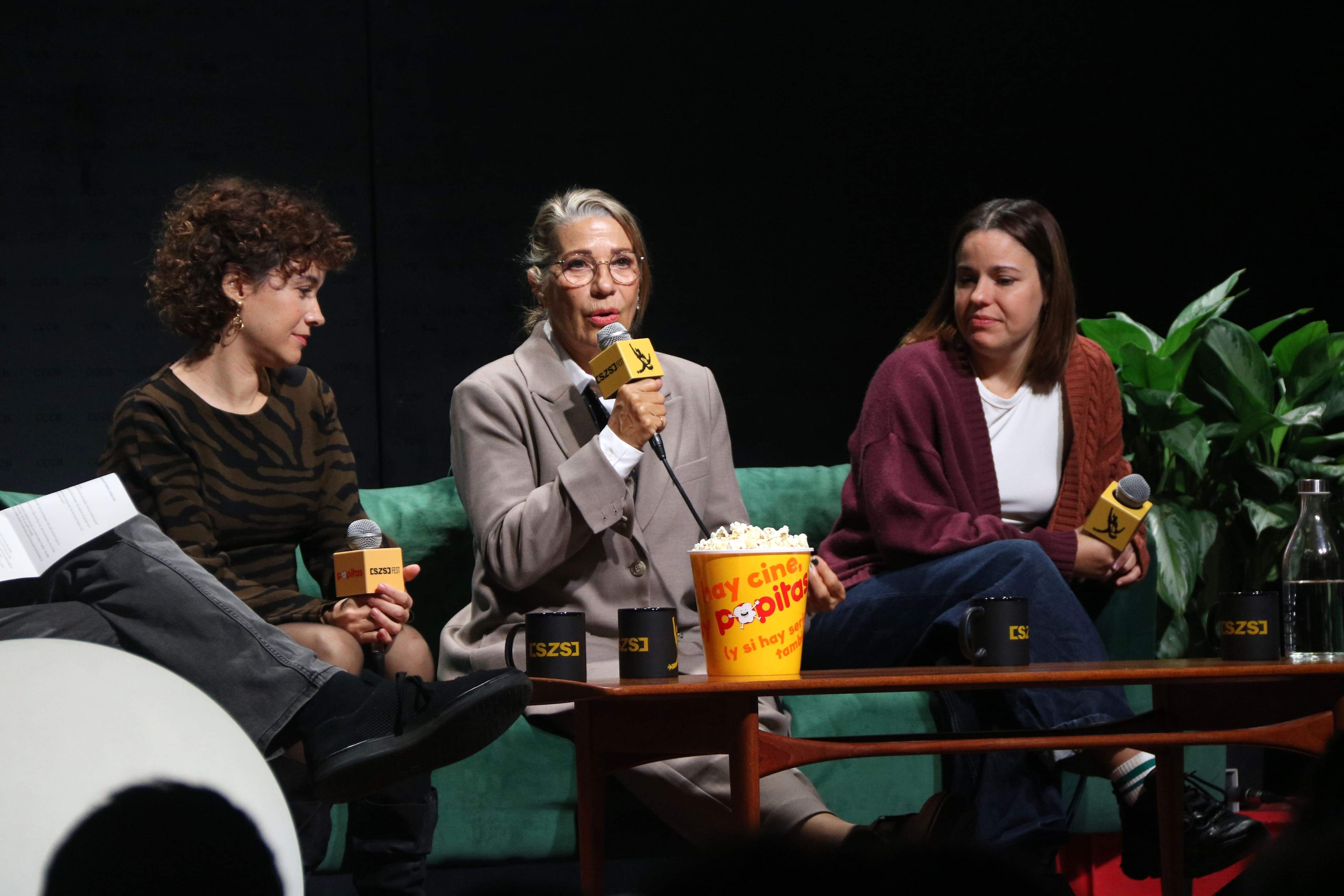 'Ventdelplà' es retroba 20 anys després de la seva estrena: nostàlgia d'una sèrie que va marcar una època