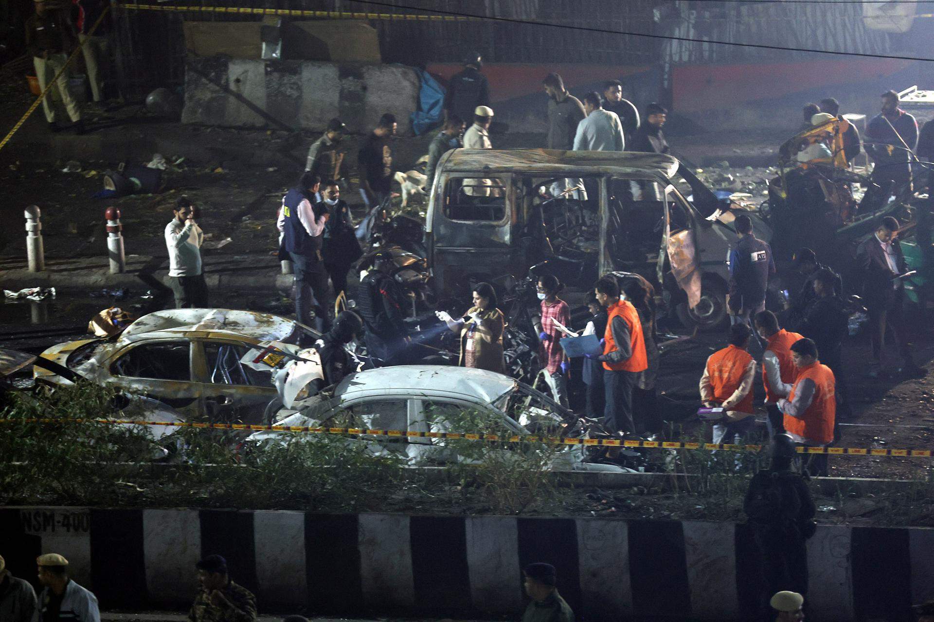 Una fuerte explosión deja como mínimo ocho muertos en Nueva Delhi