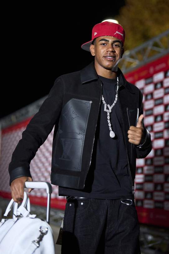 2ad55f386d892a1a85d32e321c04a7db6b567075w