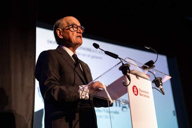 El president de l'ACGN, Carles Vilarrubí, durant la presentació de la taula rodona sobre Dona i Gastronomia Catalana. / Foto: ACGN