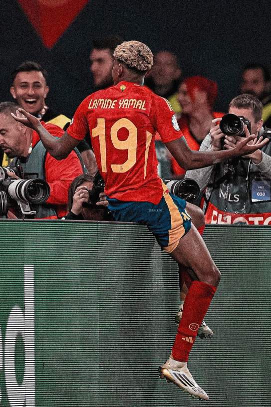 lamineyamal 1749163597 3648571156000170141 4192705782