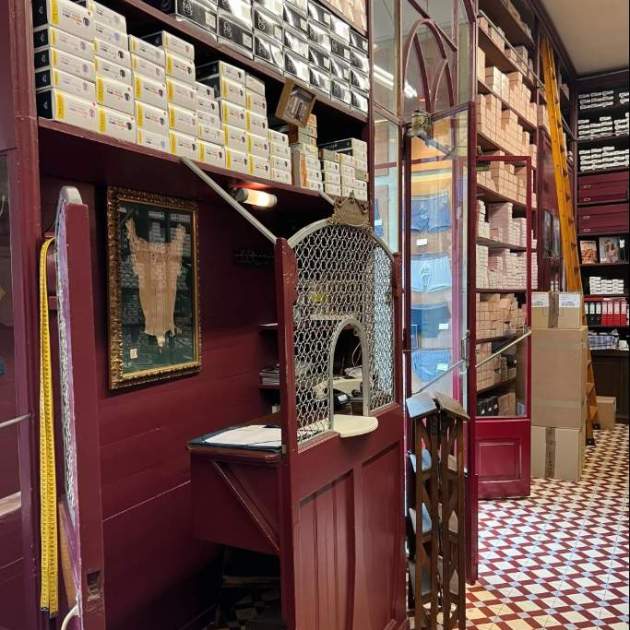 Fotos de la merceria Gèneres de punt La Torre fetes per Maria Guardiola   TikTok @maria.guardiolaa