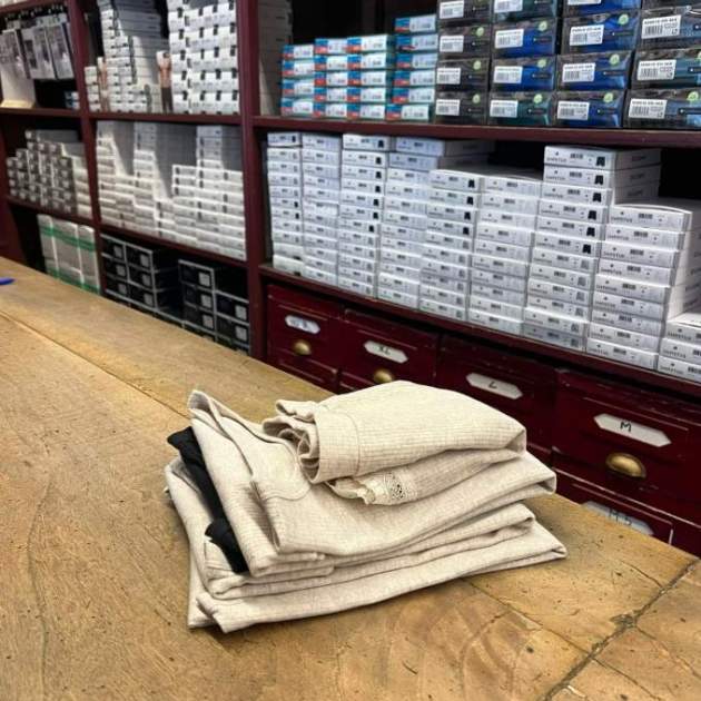 Fotos de la merceria Gèneres de punt La Torre fetes per Maria Guardiola   TikTok @maria.guardiolaa (1)