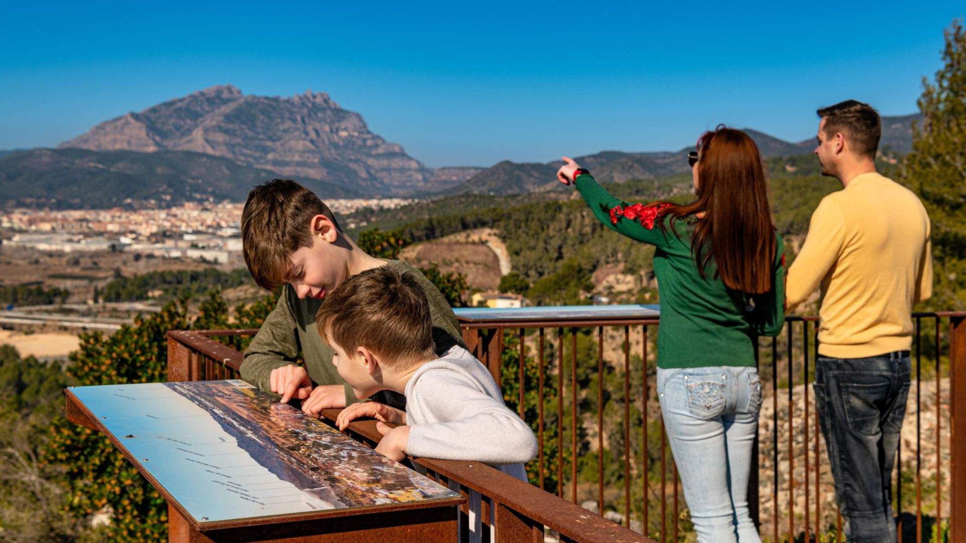 Set miradors que et faran redescobrir Montserrat com mai abans