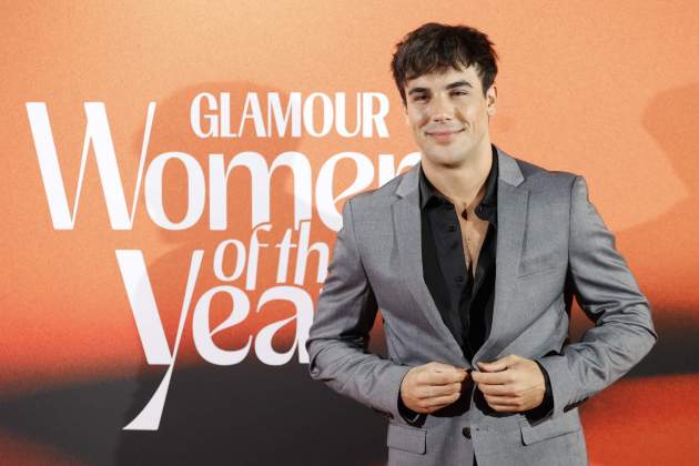 Óscar Casas en la gala Glamous Women of the Year   Gtres