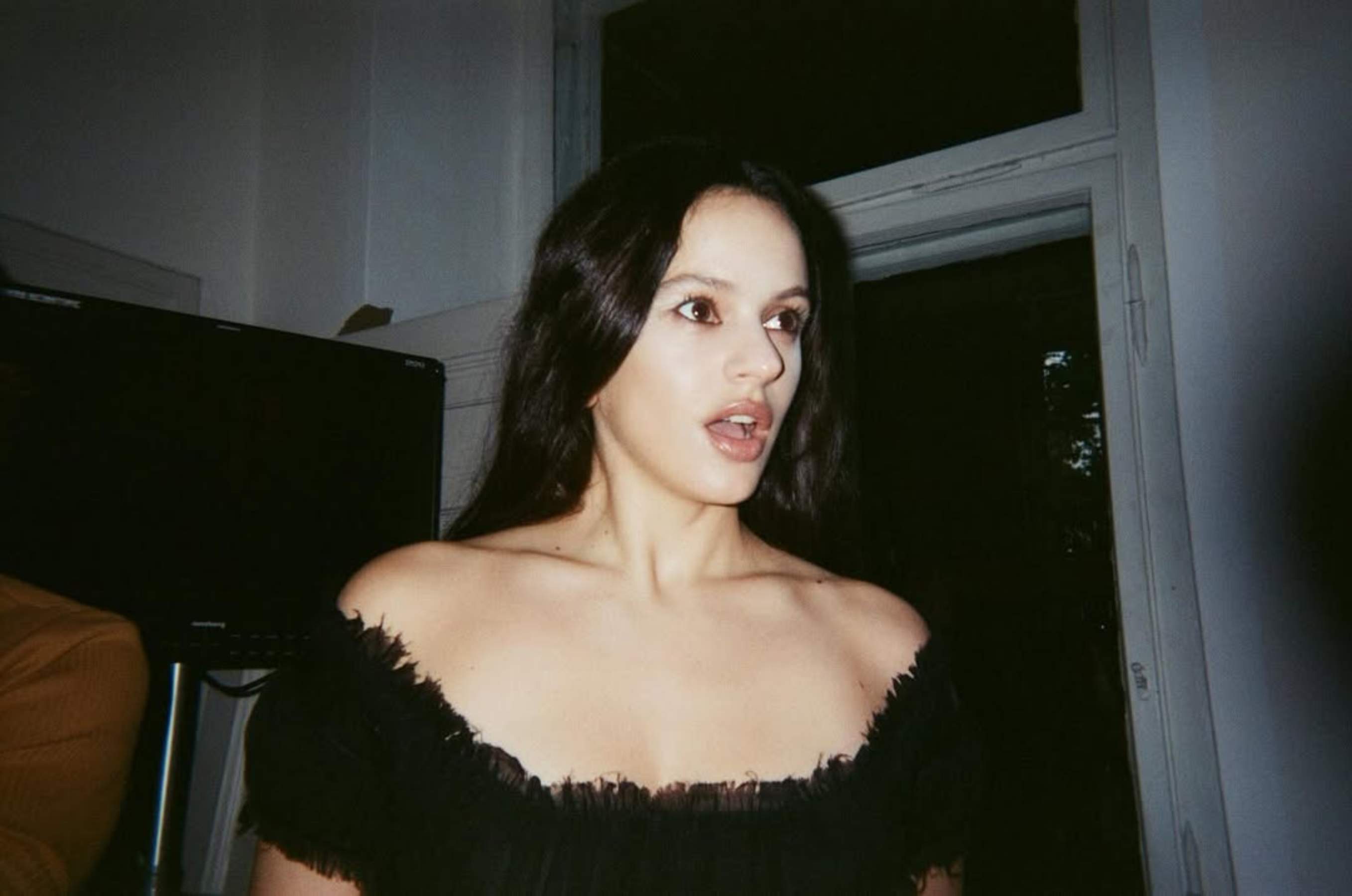 Dani Martín kritiziran zaradi izjav o Aitani in Rosalíi