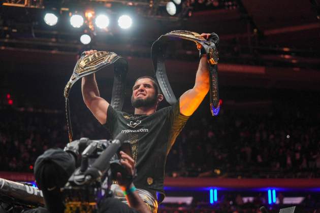 Islam Makhachev doble campió UFC Islam Makhachev doble campió UFC