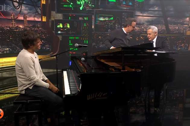 Àngel Llàcer y Manu Guix, con Jordi González en 'Col·lapse' TV33 Àngel Llàcer y Manu Guix, con Jordi González en 'Col·lapse' TV33