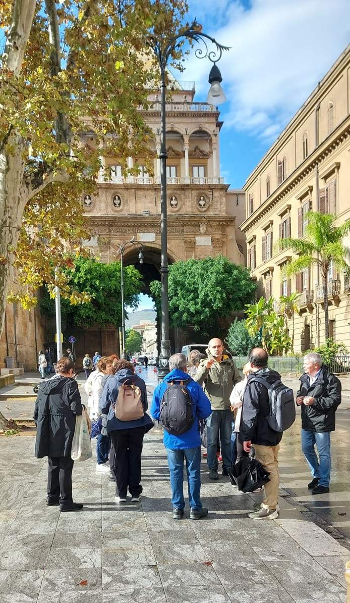2. Palermo. Porta Nuova. Cedida Lluïsa Tantinyà (1) 2. Palermo. Porta Nuova. Cedida Lluïsa Tantinyà (1)