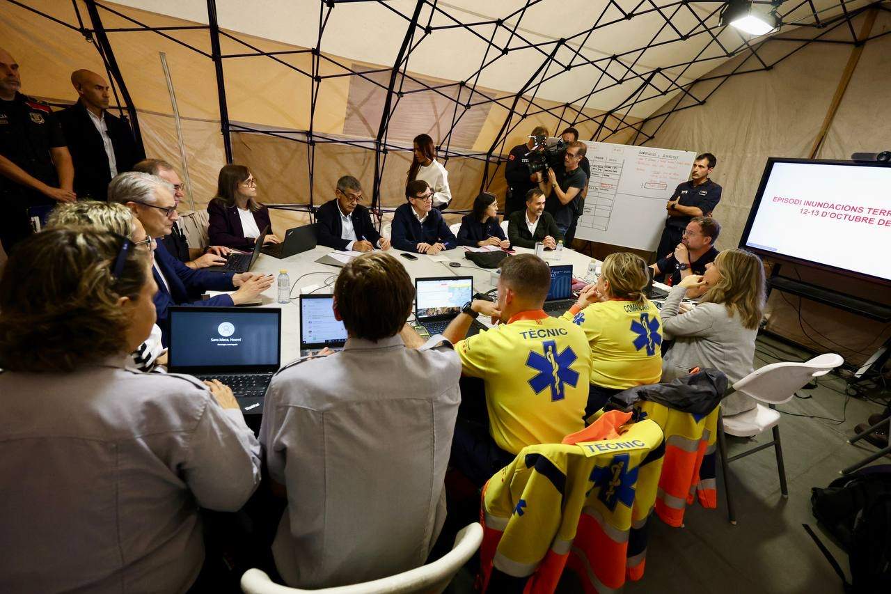 El Govern salta en sentir Mazón comparant al Congrés la seva resposta davant la DANA amb la d'Illa