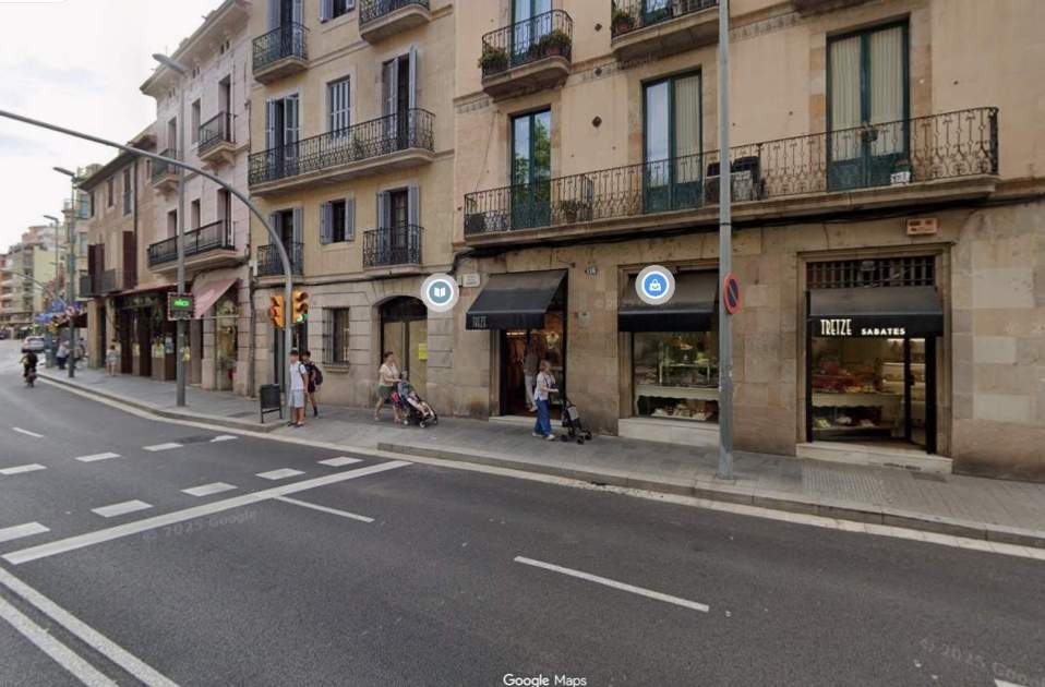 Tretze pg Bonanova, Google Maps Tretze pg Bonanova, Google Maps