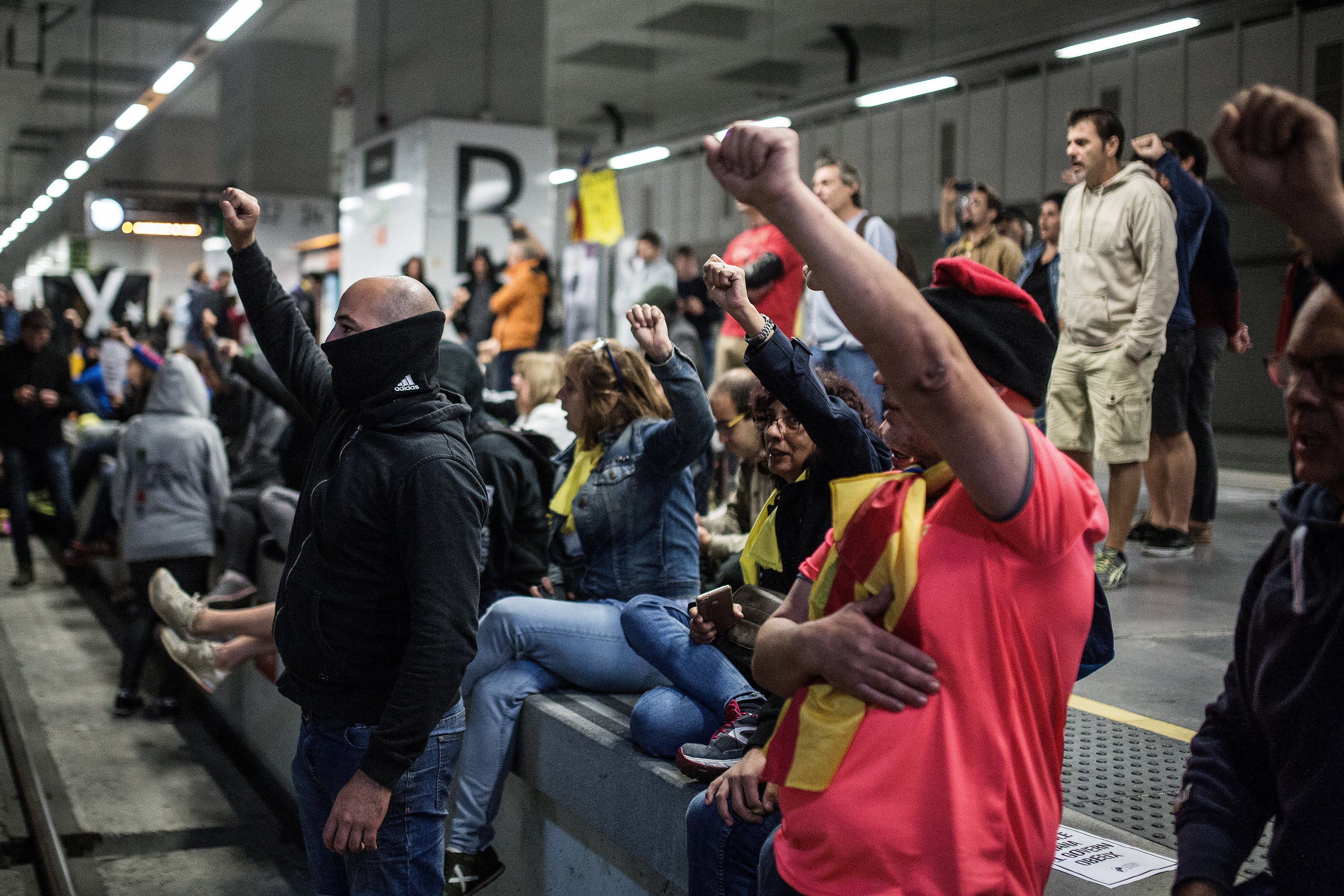 Cs continua la seva croada contra els CDR: ara vol que el Parlament els vigili