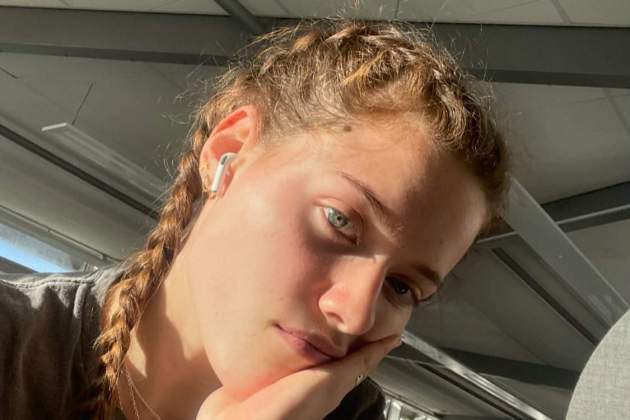 lunalozanoo 1713116713 3346187979202476928 1498377085