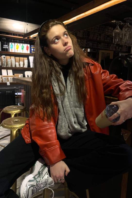 lunalozanoo 1739209354 3565068916043061951 1498377085