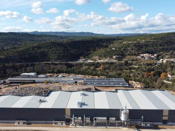 Nueva planta de producción del grupo Boix, en Puig-reig. Nueva planta de producción del grupo Boix, en Puig-reig.