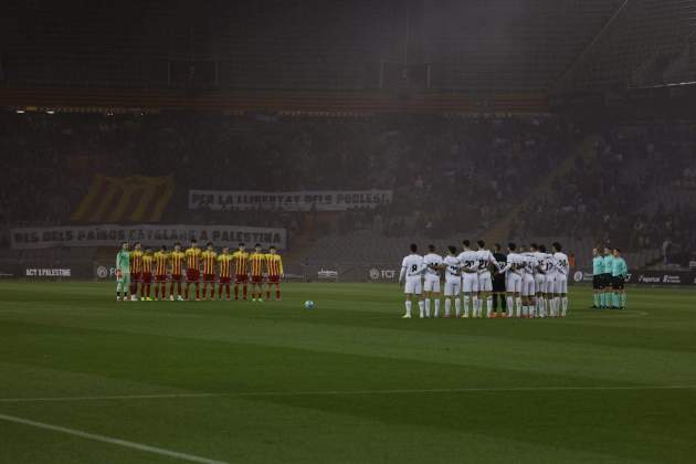 Minuto de silencio durante el Catalunya - Palestina / Foto: Carlos Baglietto Minuto de silencio durante el Catalunya - Palestina / Foto: Carlos Baglietto