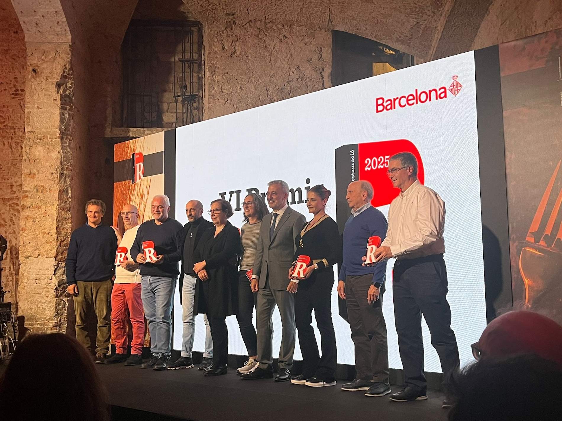 Los Premis Barcelona Restauració reconocen el mítico restaurante La Esquinica