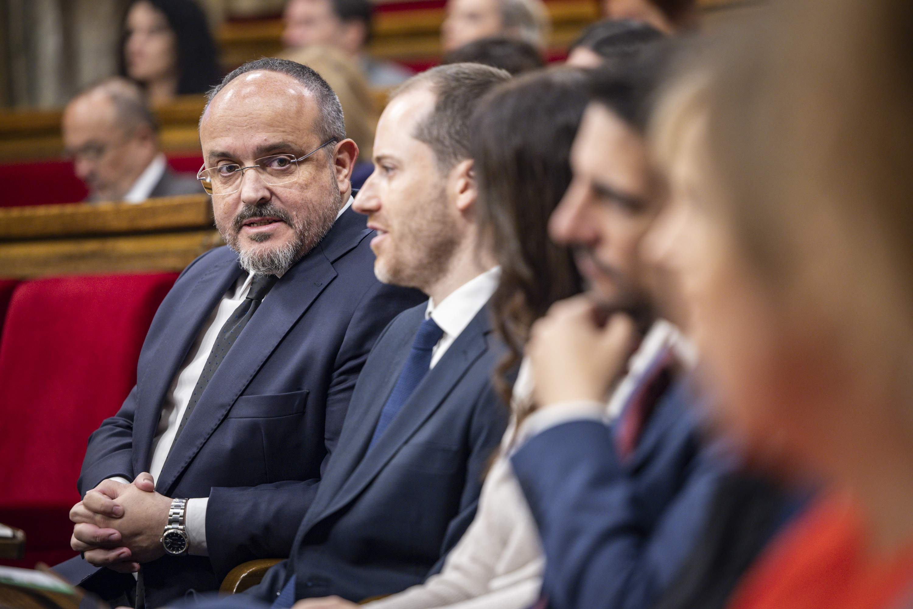 El PP y la CUP no se creen "la obra de teatro" del Govern y ERC: "Son escenificaciones pactadas"
