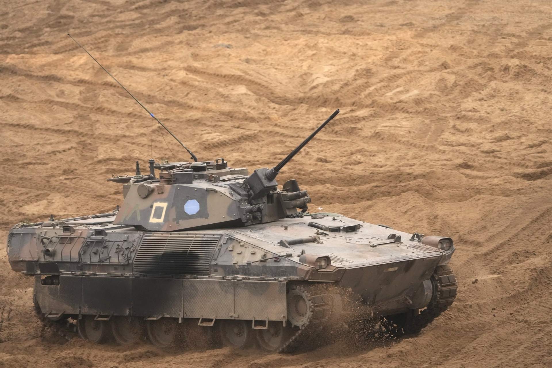 La UE impulsa un “Schengen militar” per agilitzar el moviment de tropes en situacions d’emergència