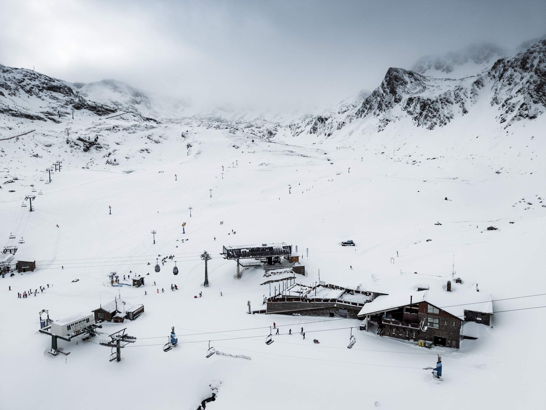 Fotografia aèria de l'estació andorrana Ordino Arcalís