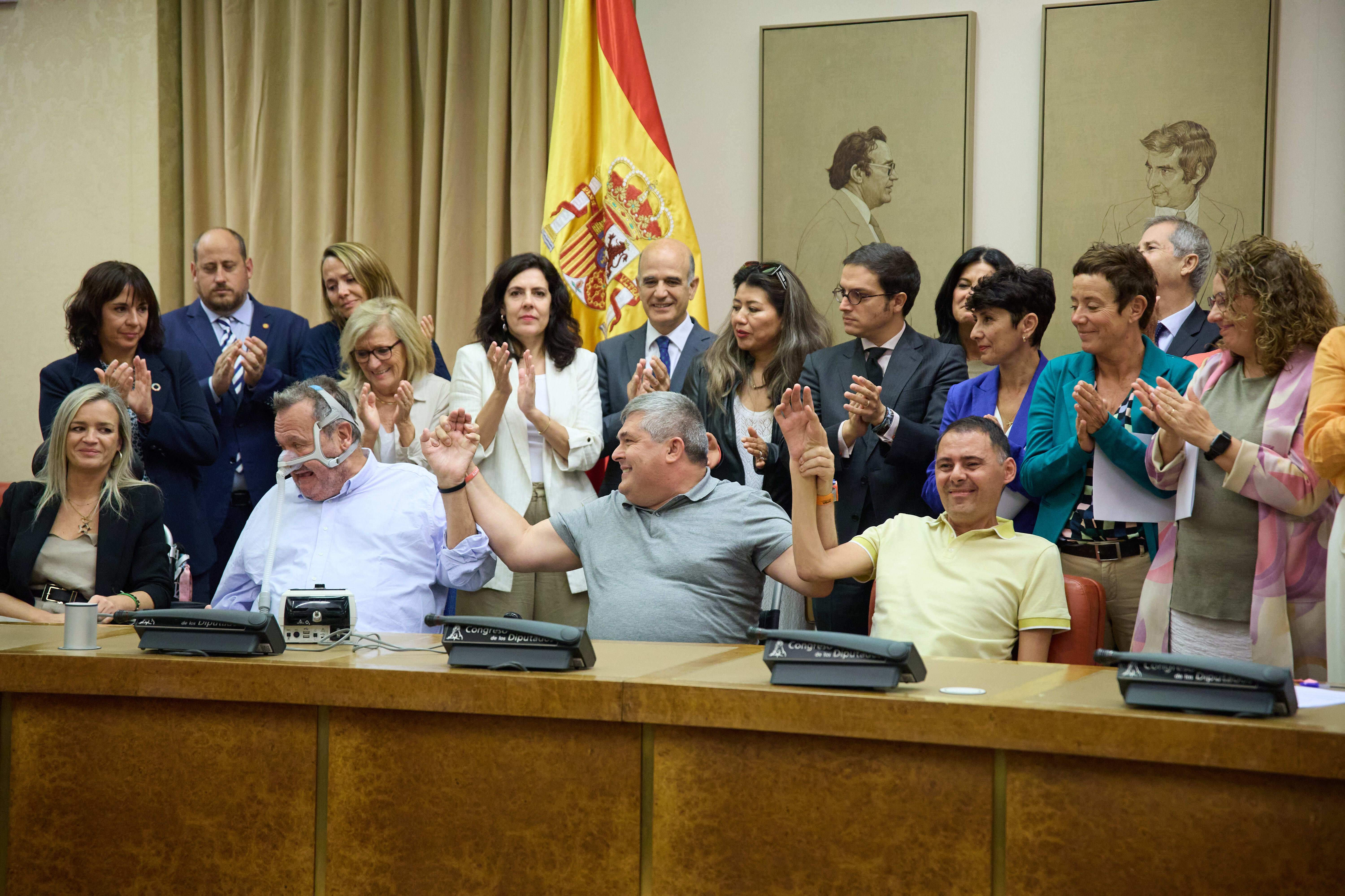 El Congrés aprova la Llei ELA per unanimitat amb els vots a favor de Junts tot i el bloqueig a Sánchez