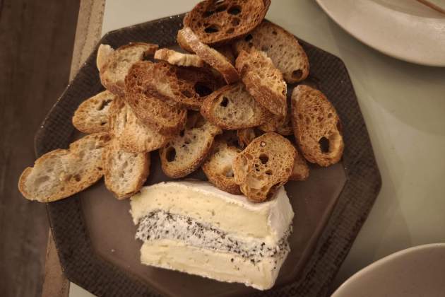 El brie trufado del Bar But