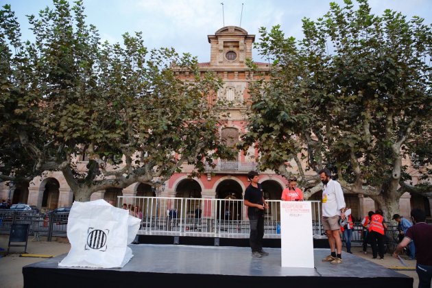ELNACIONAL parlament manifestació aniversari 1-O Sergi Alcàzar