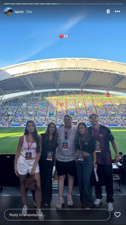 Ana Pelayo amb la familia de Gavi al Japó Instagram Ana Pelayo amb la familia de Gavi al Japó Instagram
