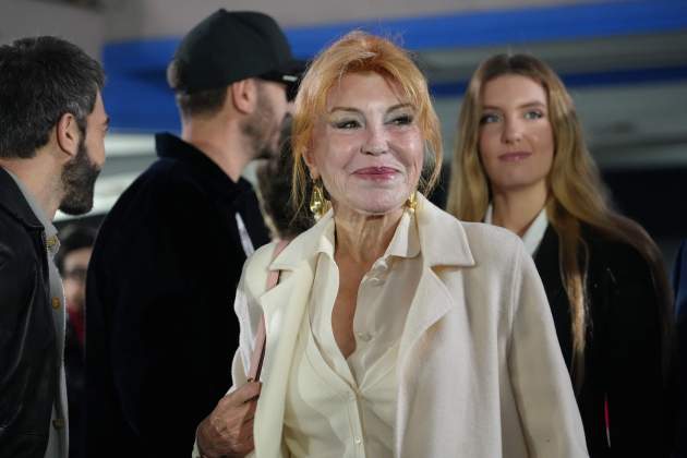 aa32cf97 4f76 4768 b5cd 89cd7e106923