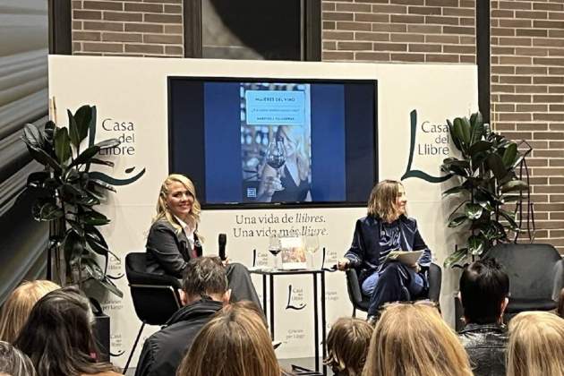 Presentació del llibre 'Mujeres del Vino' de Meritxell Falgueras. / Foto: Oriol Foix