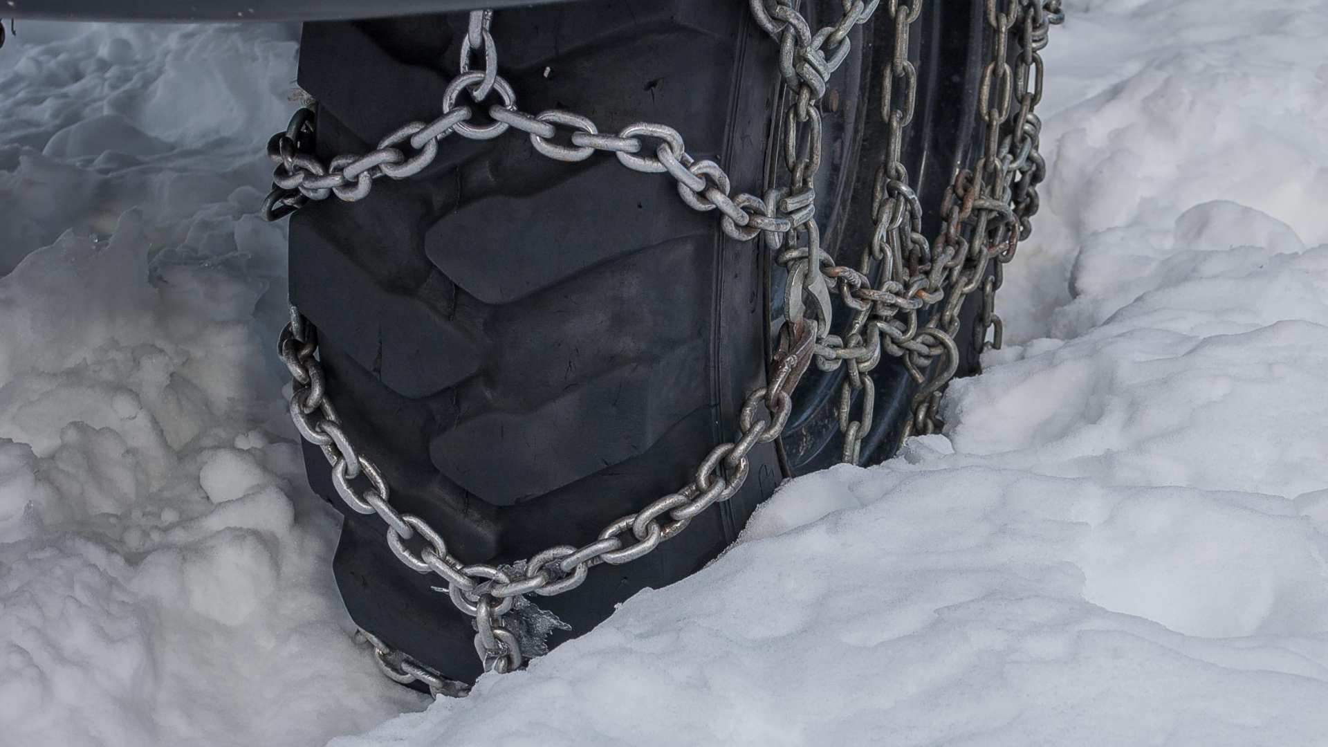 Alerta por nevadas en Cataluña: en qué carreteras es obligatorio llevar cadenas
