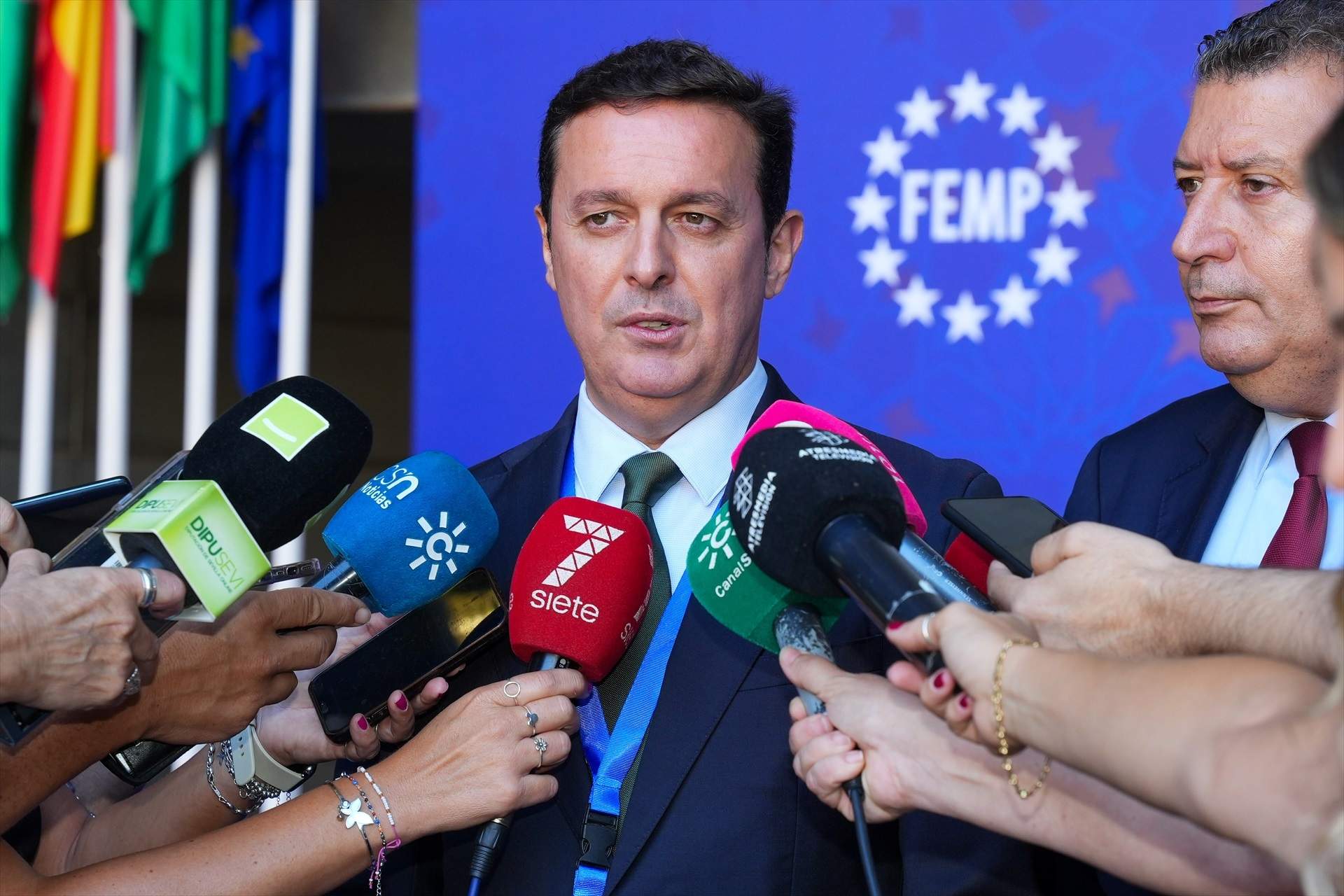 Dimite el presidente de la Diputación de Almería tras ser detenido por el caso Mascarillas