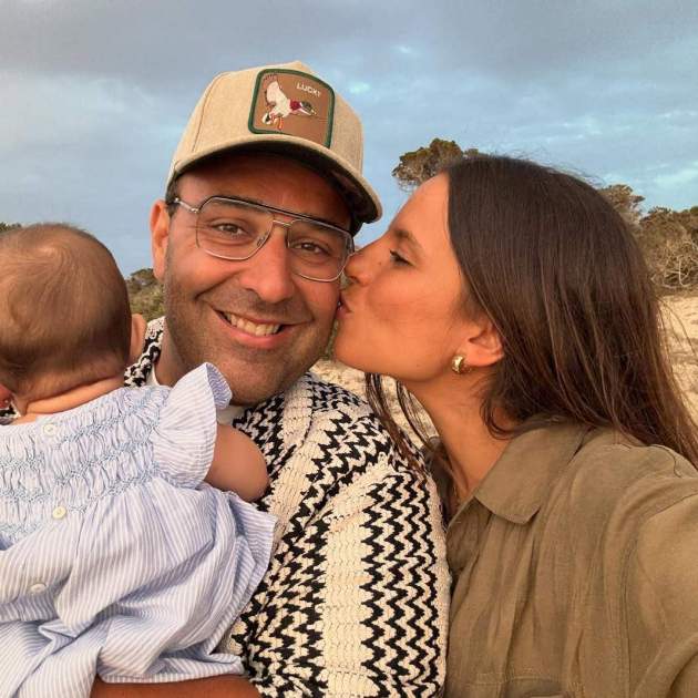 Gerard Romero amb la seva parella Lisbeth i la seva filla Carolina / Instagram