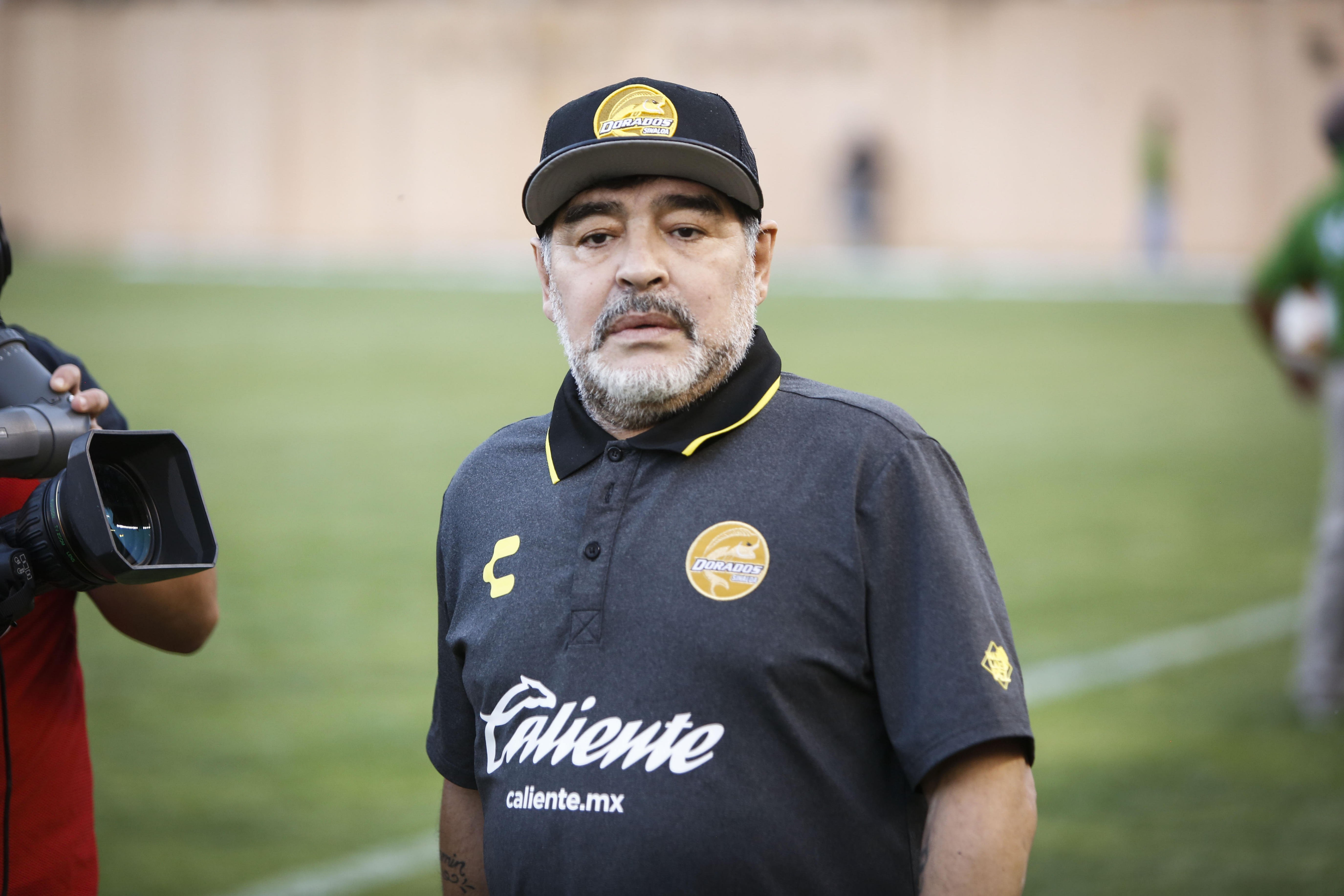 Maradona, ingressat en un hospital de La Plata