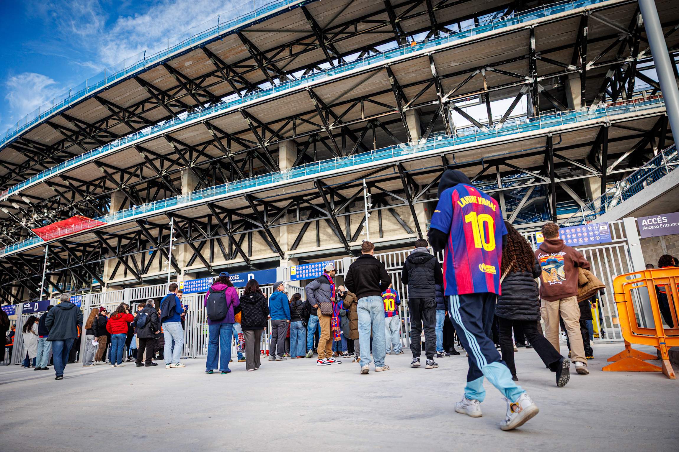 L’Spotify Camp Nou s’exhibeix davant la FIFA en una visita clau per al Mundial 2030