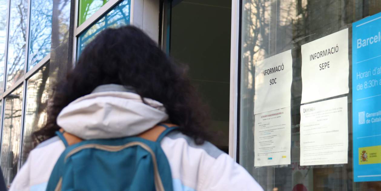 Los desempleados sin derecho a paro pueden pedir una ayuda al SEPE que ...