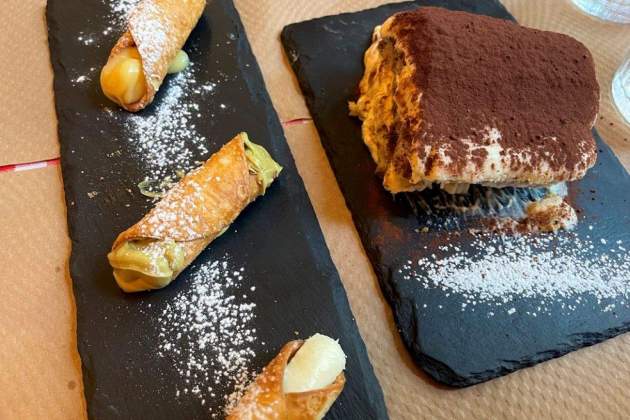 Postres del restaurant Poppy 80's. / Foto: Oriol Foix Postres del restaurant Poppy 80's. / Foto: Oriol Foix