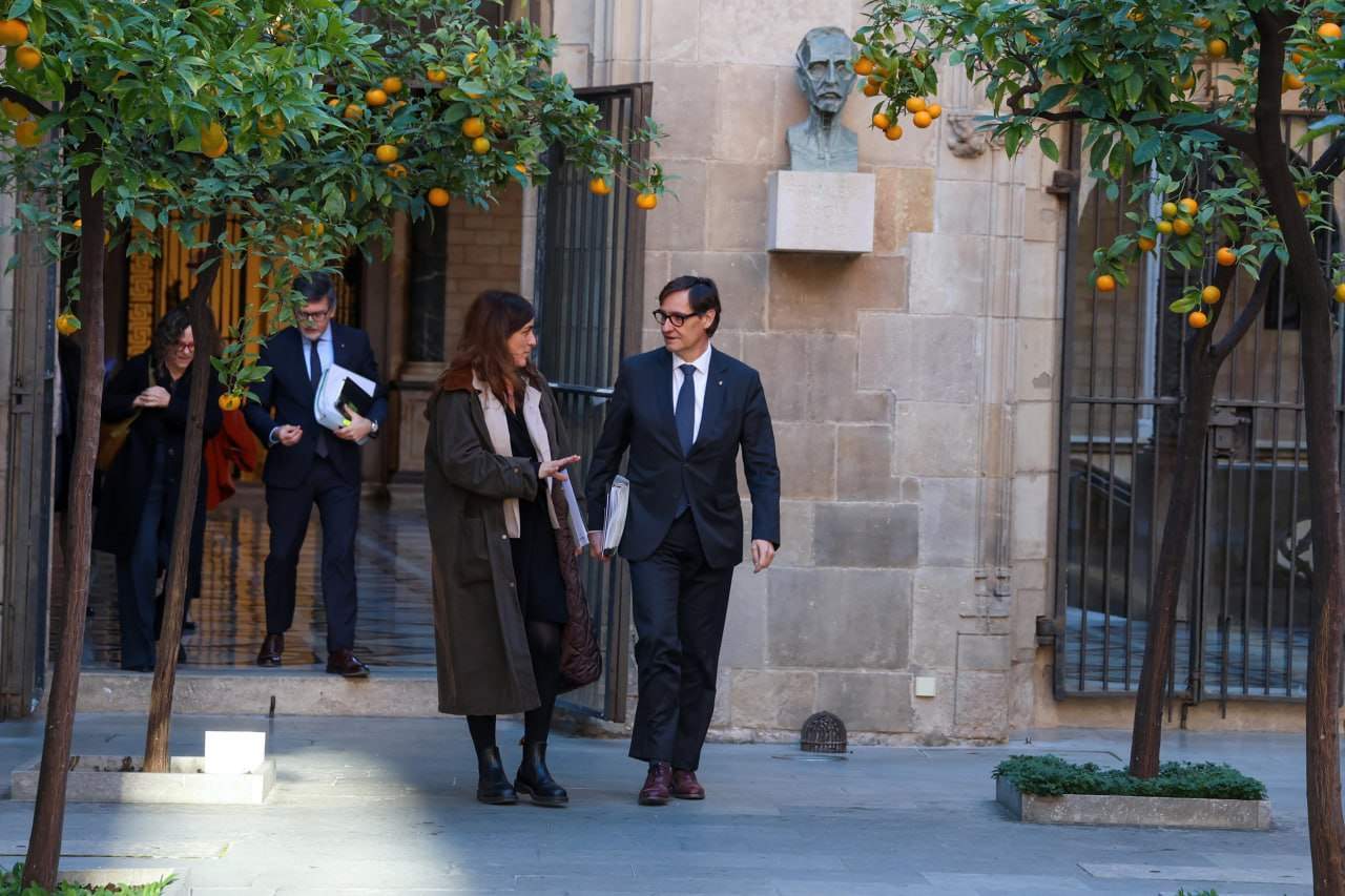 El Govern reconoce la figura de Pujol en pleno juicio y cree que se debería haber tenido en cuenta su estado