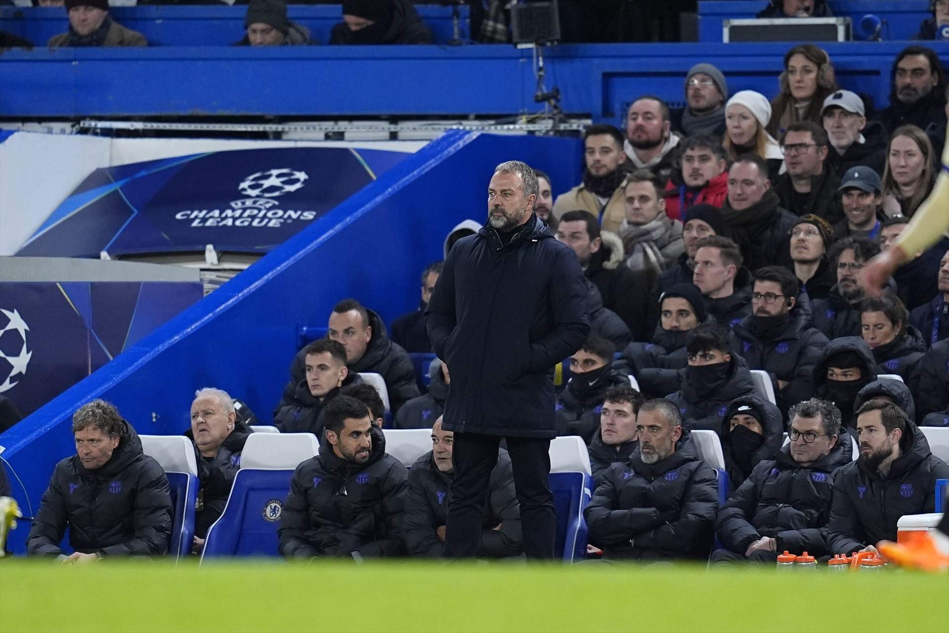 El Barça es fica en un problema a la Champions League i Hansi Flick fa una promesa