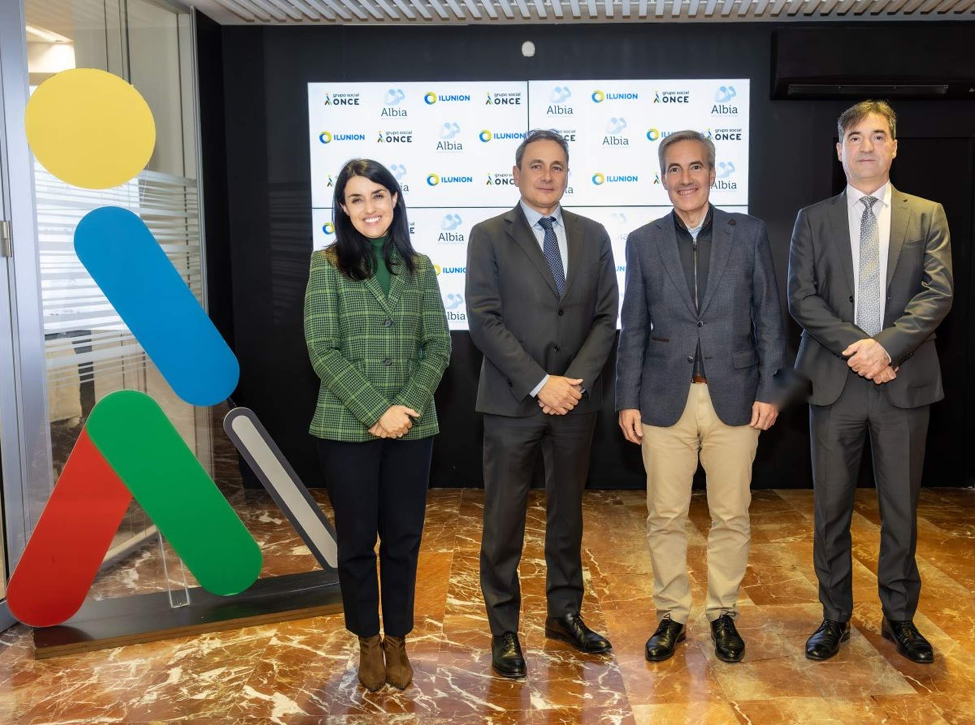 Grupo Albia e ILUNION firman un acuerdo para impulsar iniciativas sociales y medioambientales