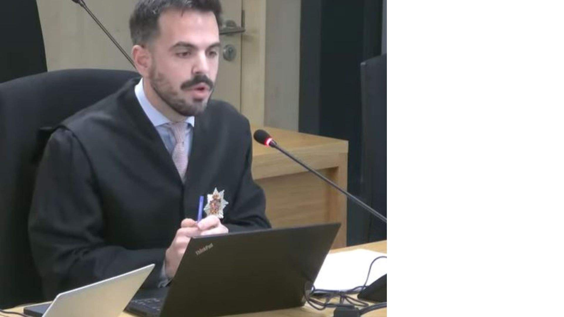 L'advocat de l'Estat, nerviós, pregunta als pèrits del fill gran de Pujol: "Tributen pagaments per corrupció?"