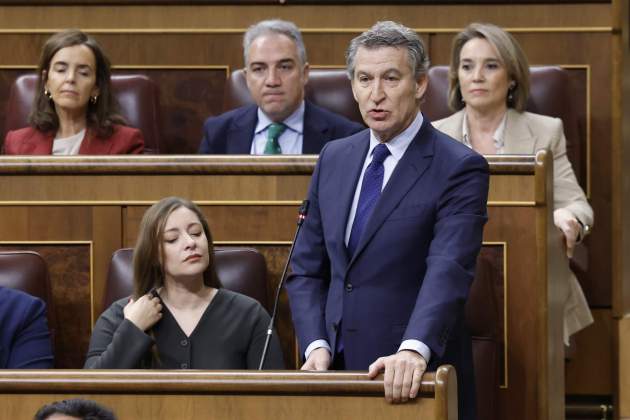 DL u595663 005 DL u595663 005