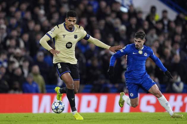 Araujo Chelsea Barça / Foto: Europa Press Araujo Chelsea Barça / Foto: Europa Press