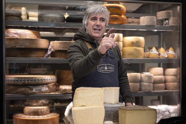 LLET CRUA XEVI MIRO calci / Foto: Montse Giralt