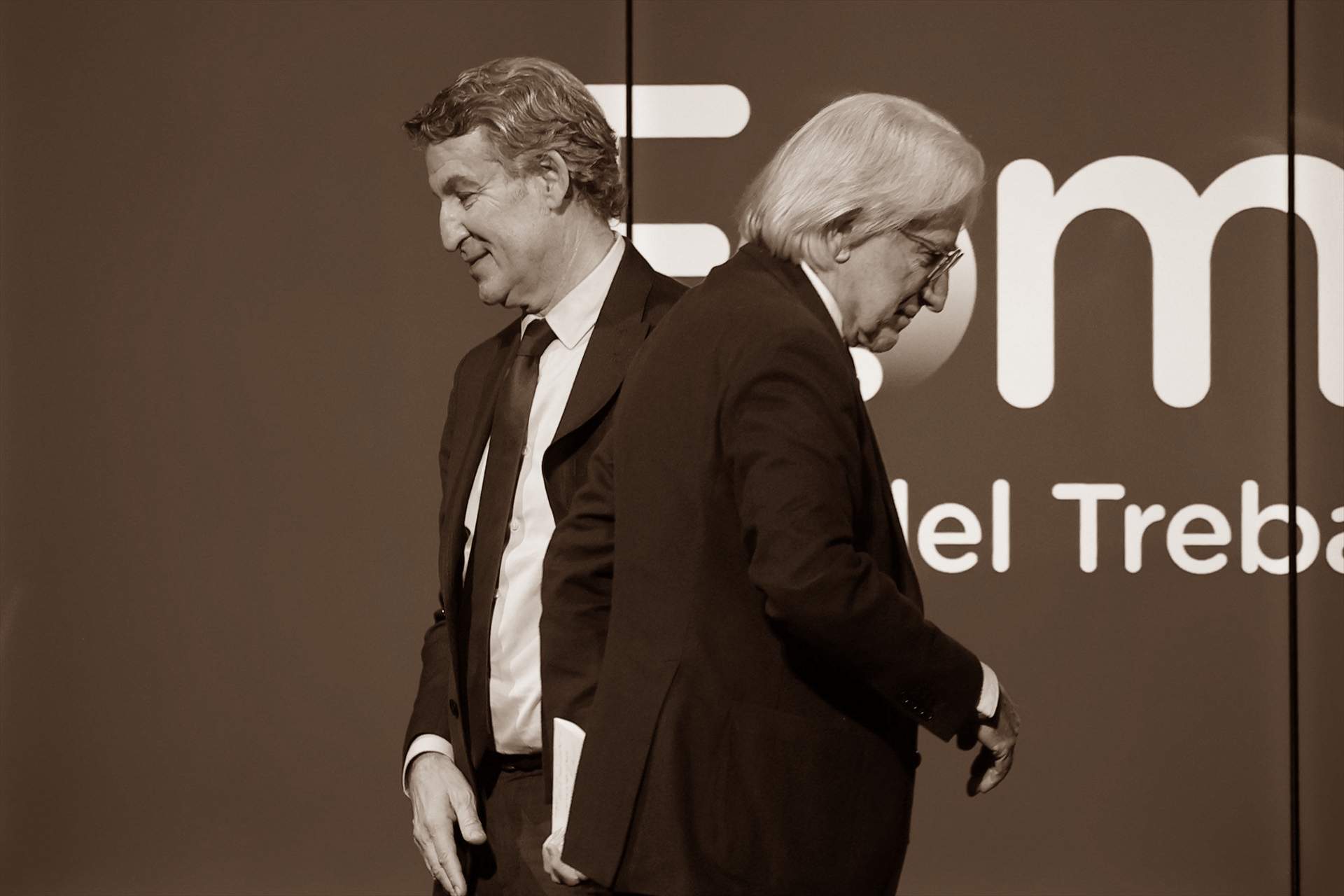 Feijóo mou fitxa a Catalunya: la moció de censura planeja a les portades