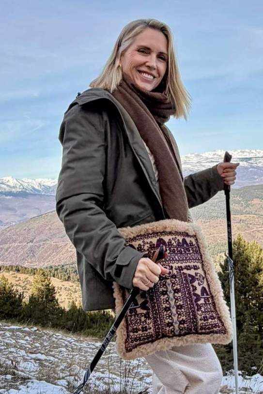 Judit Mascó caminando por la montaña / Instagram