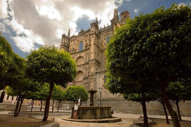 1. Plasencia. Catedral. Fuente Oficina Municipal de Turismo 1. Plasencia. Catedral. Fuente Oficina Municipal de Turismo