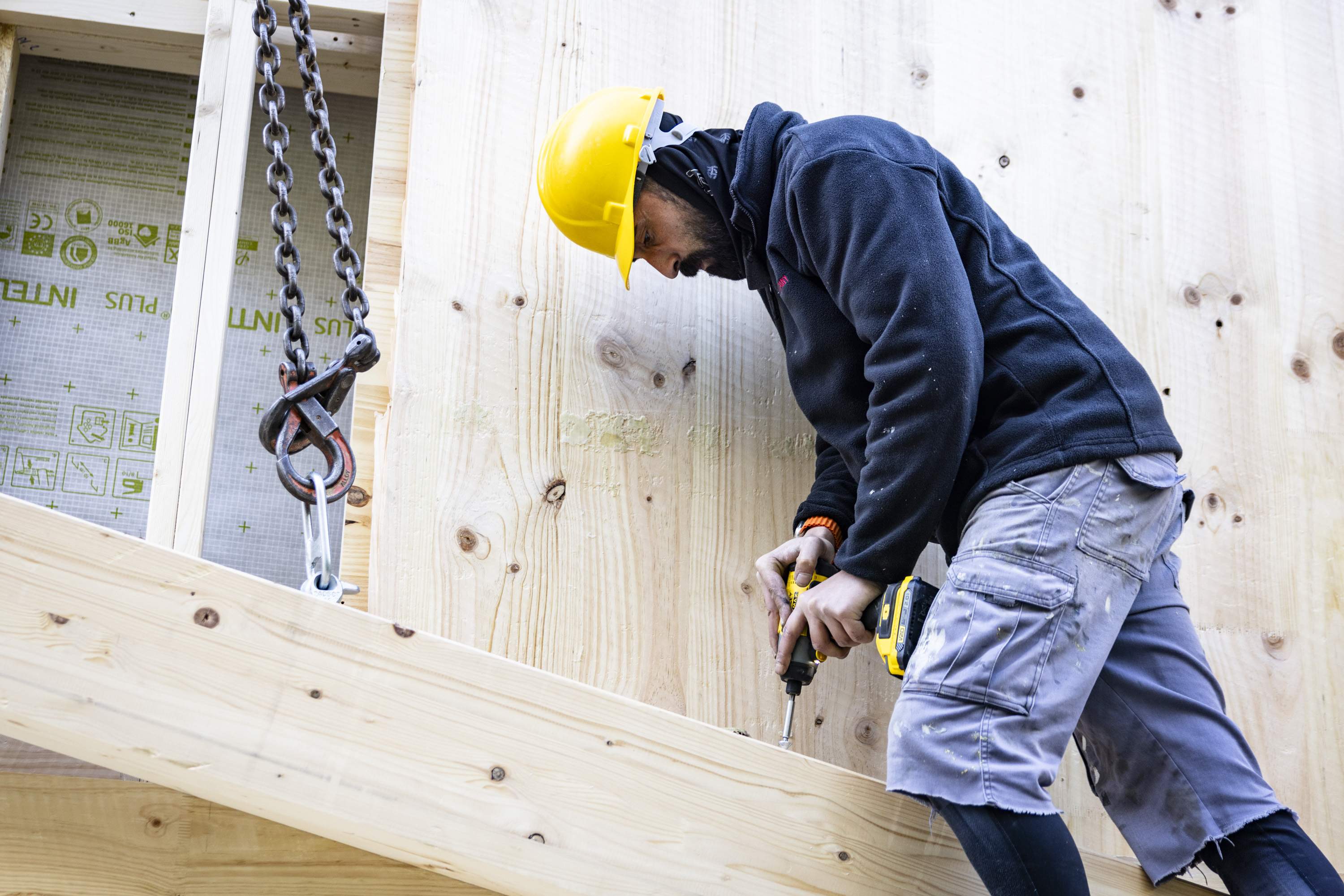Barcelona impulsa la rehabilitació i millora energètica d’habitatges amb 10 milions d’euros