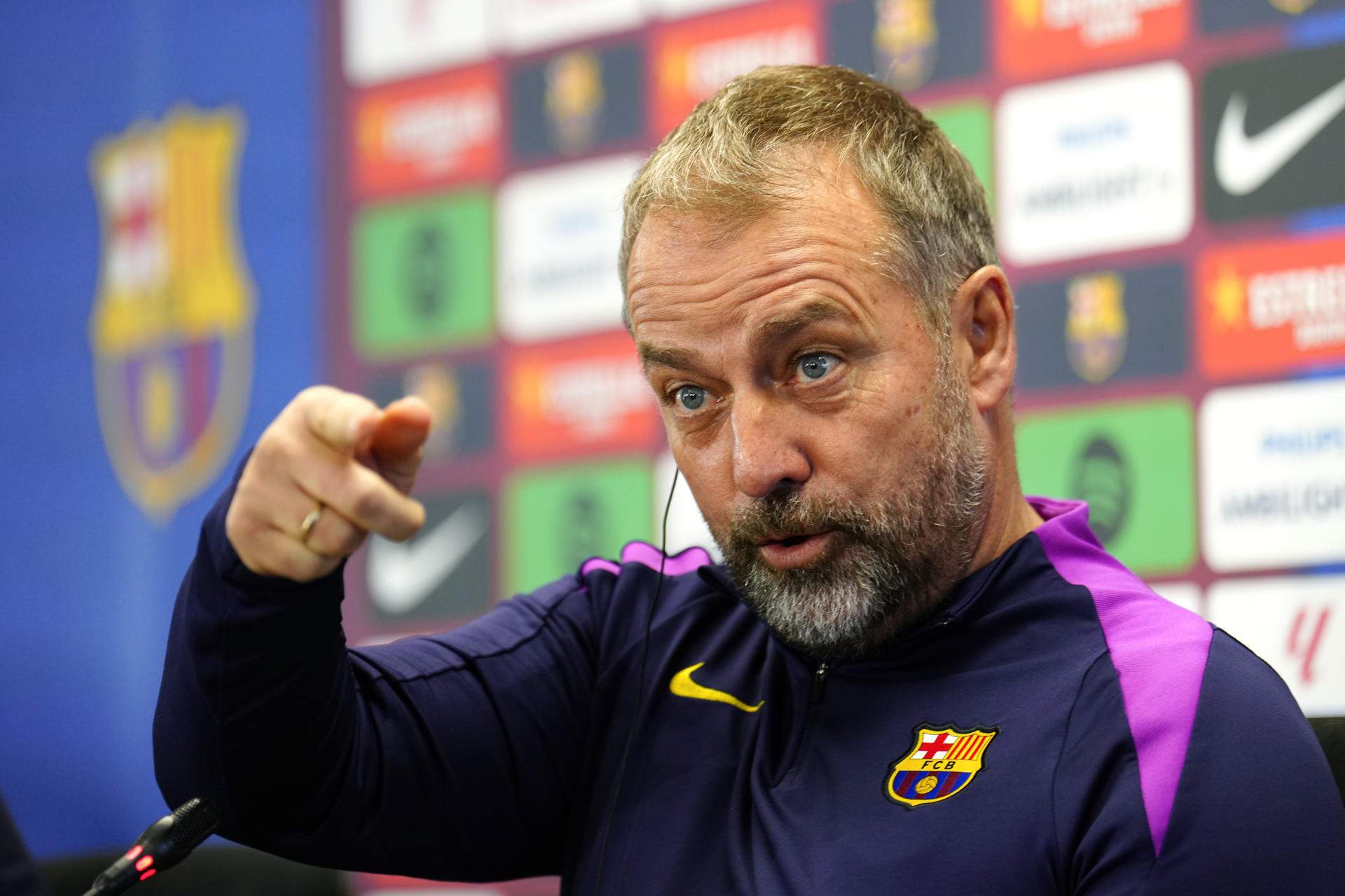 Flick explica la seva conversa amb Raphinha: "Estava decebut per les dues vermelles"